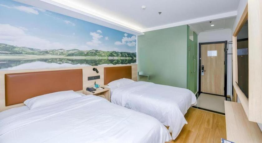 Greentree Chaoyang District Shilihe Subway Station Express Hotel